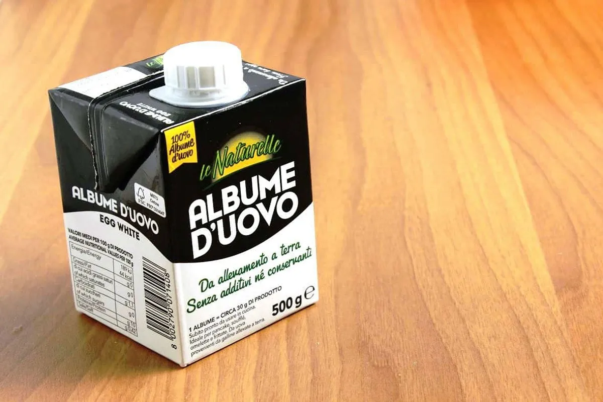 Albume in tetrapak