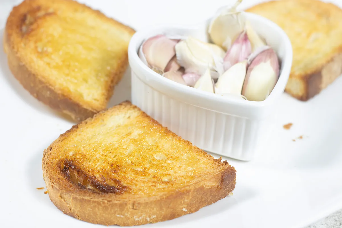 Bruschetta sul tagliere